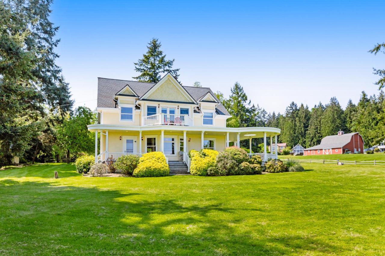 Marty'S Place Langley Exterior photo